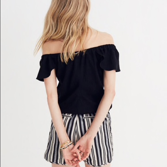 Texture & Thread Off-the-Shoulder Top - Picture 3 of 4